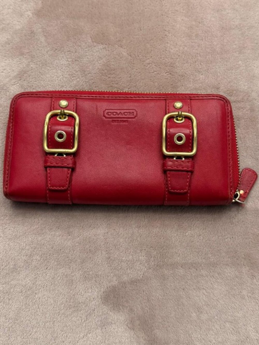 COACH Soho Zoe Red Leather Double Buckle Zip Around Wallet Y2K Clutch